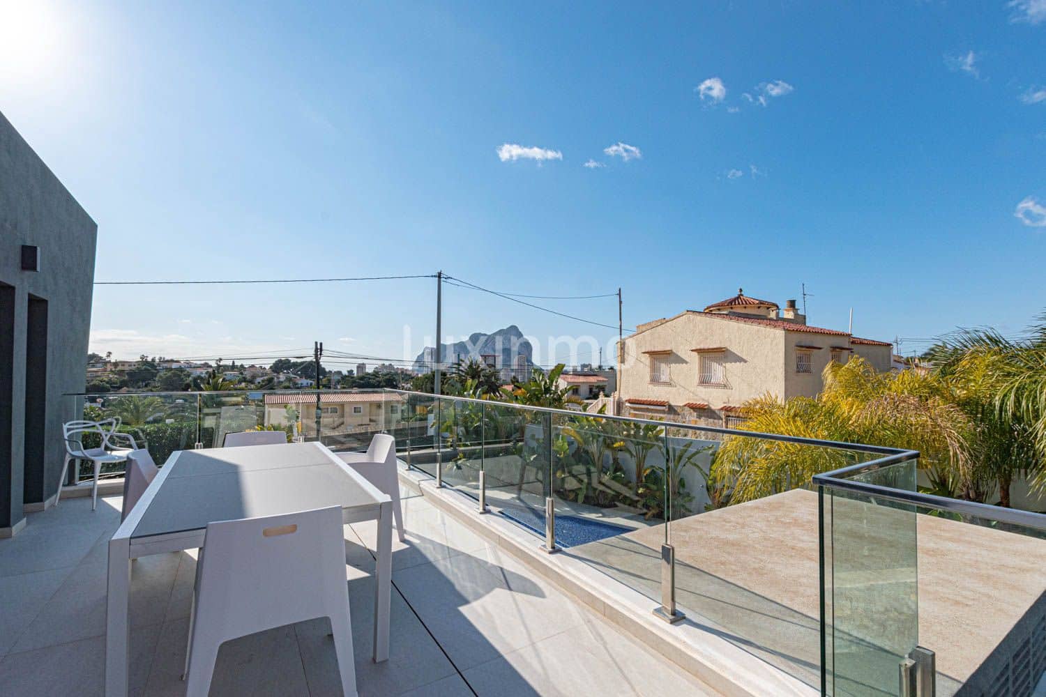 Chalet de 6 habitaciones en Calpe / Calp en venta con piscina garaje - 950.000 € (Ref: 9607113)