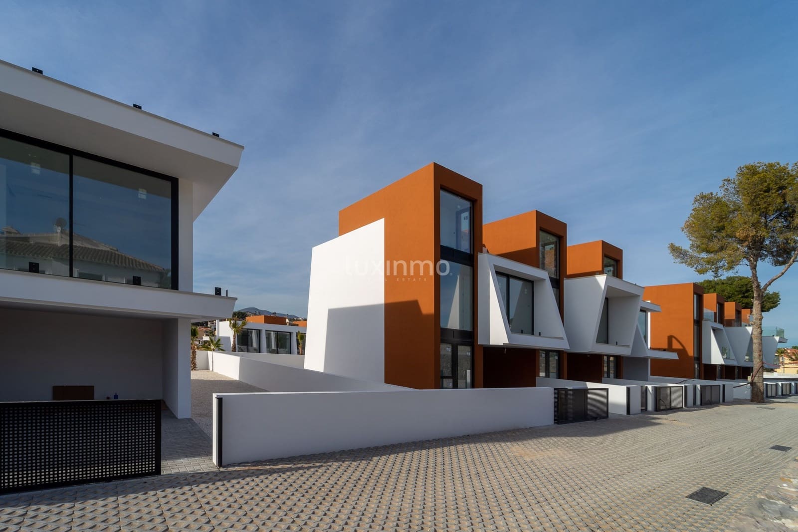 3 makuuhuone Huvila myytävänä paikassa Calpe / Calp mukana uima-altaan 
autotalli - 755 000 € (Ref: 9607114)