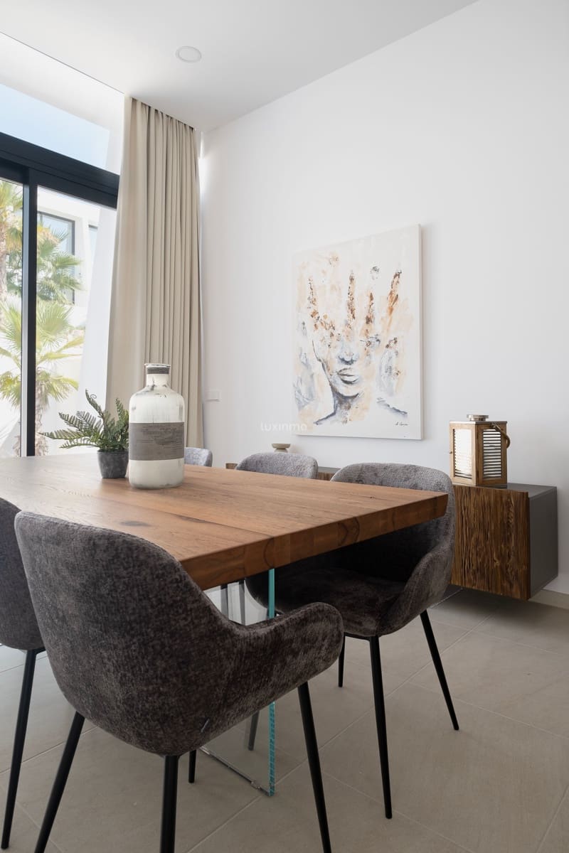 3 makuuhuone Huvila myytävänä paikassa Calpe / Calp mukana uima-altaan 
autotalli - 755 000 € (Ref: 9607114)