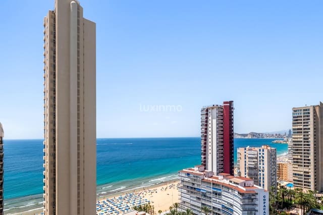 3 quarto Apartamento para venda em Benidorm com piscina - 820 000 € (Ref: 9607125)