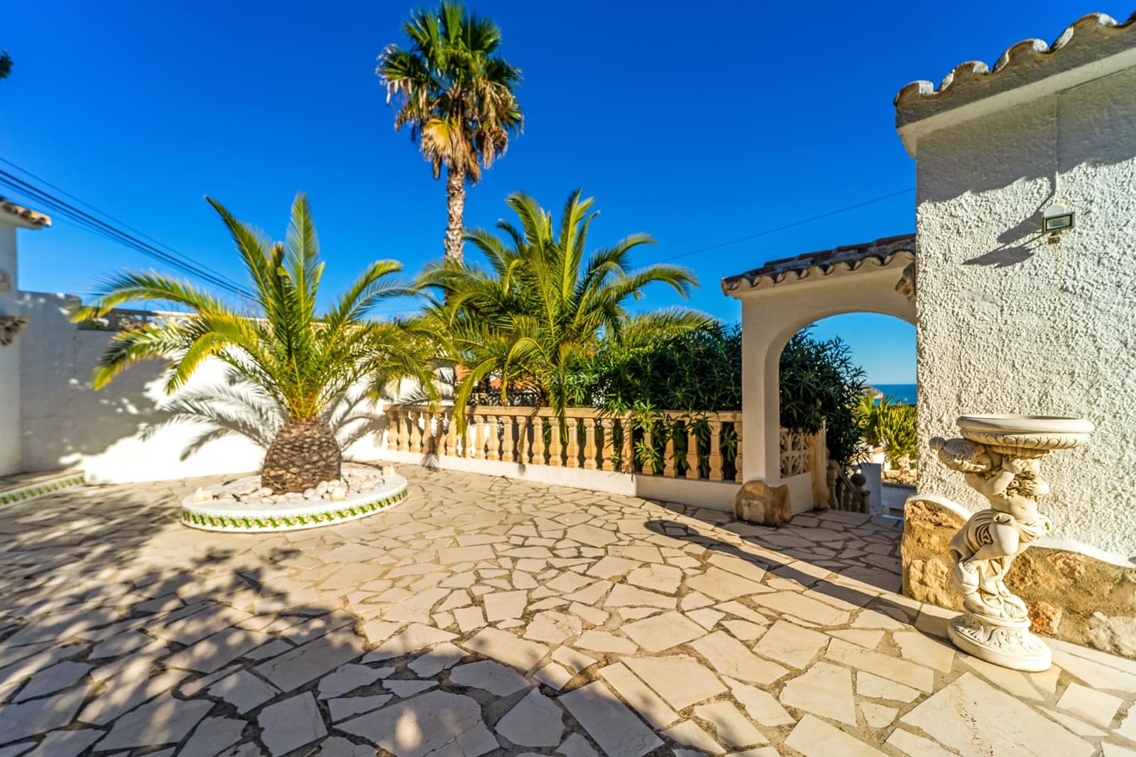 3 bedroom Villa for sale in Teulada with pool garage - € 850,000 (Ref: 9610538)