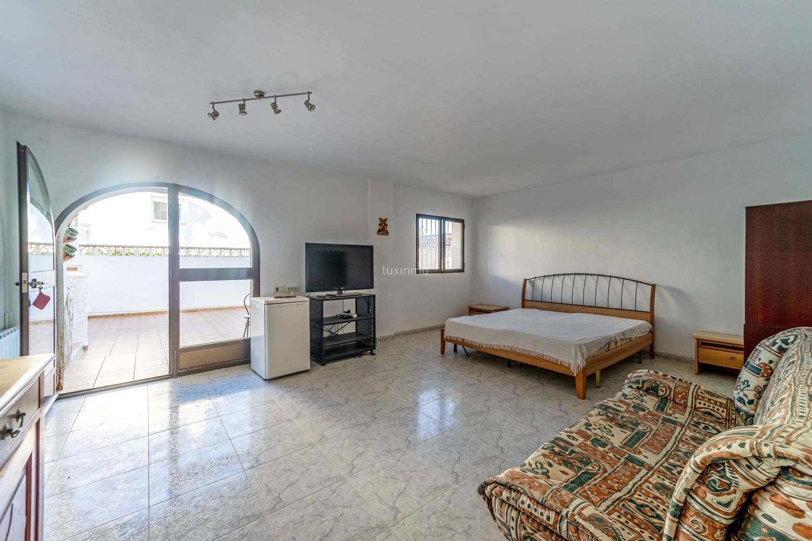 3 bedroom Villa for sale in Teulada with pool garage - € 850,000 (Ref: 9610538)