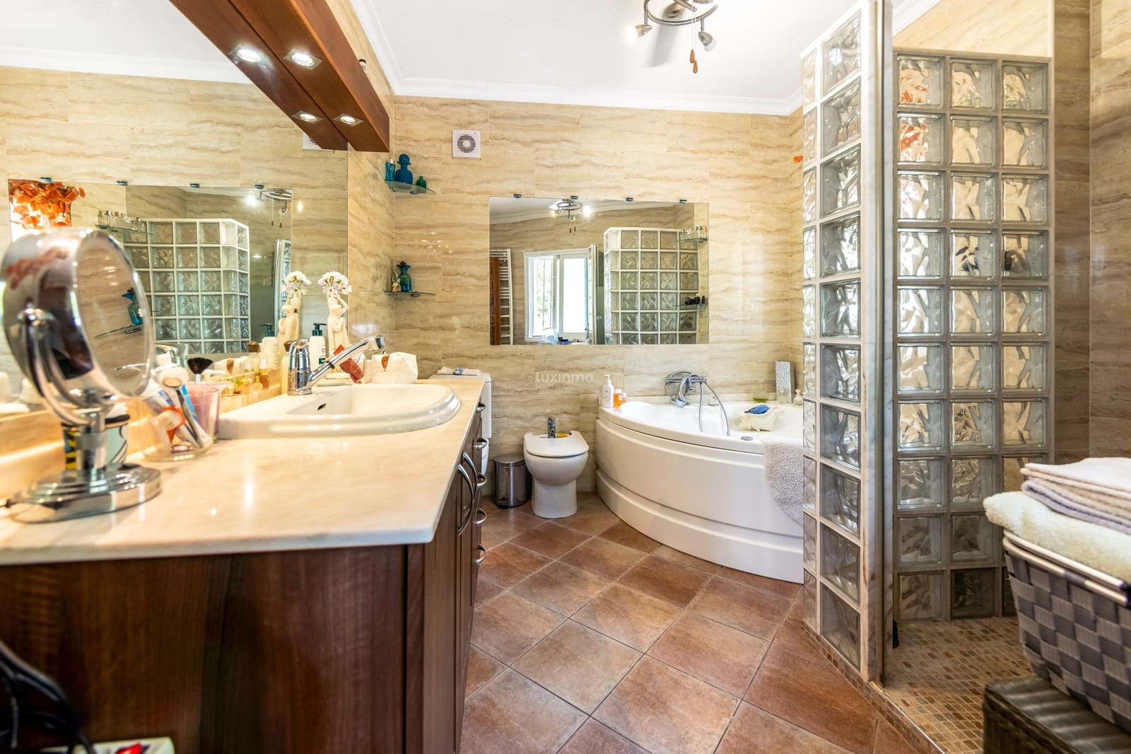 Chalet de 4 habitaciones en Moraira en venta con piscina garaje - 895.000 € (Ref: 9610731)