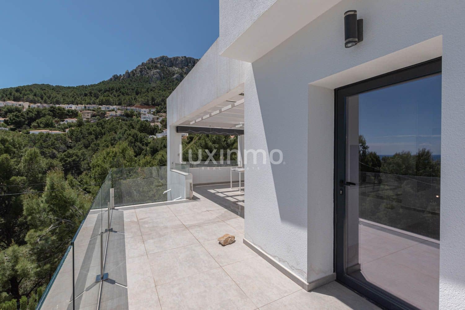 Chalet de 4 habitaciones en Calpe / Calp en venta con piscina garaje - 865.000 € (Ref: 9610744)