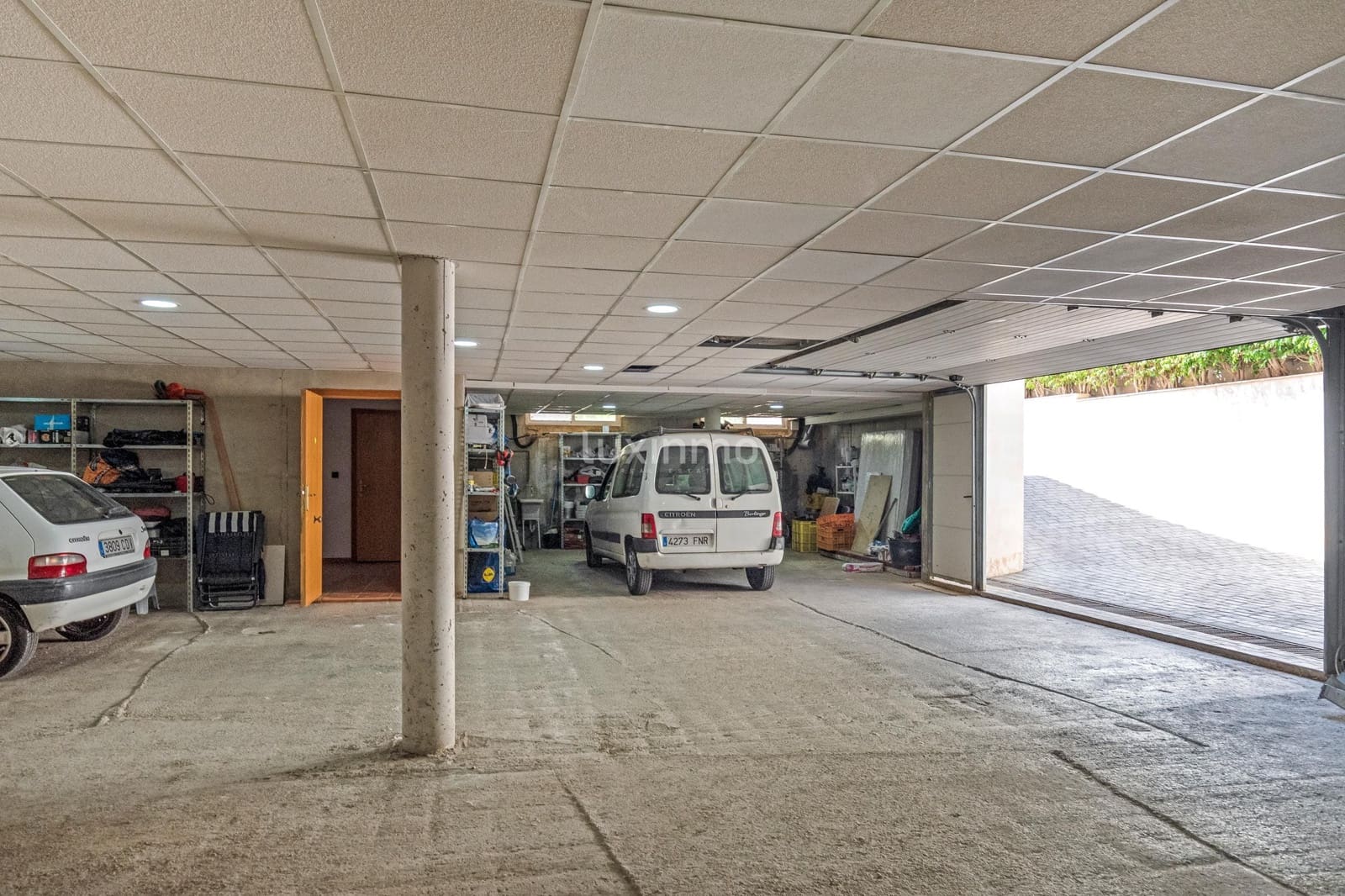 4 slaapkamer Villa te koop in La Nucia met zwembad garage - € 825.000 (Ref: 9610746)