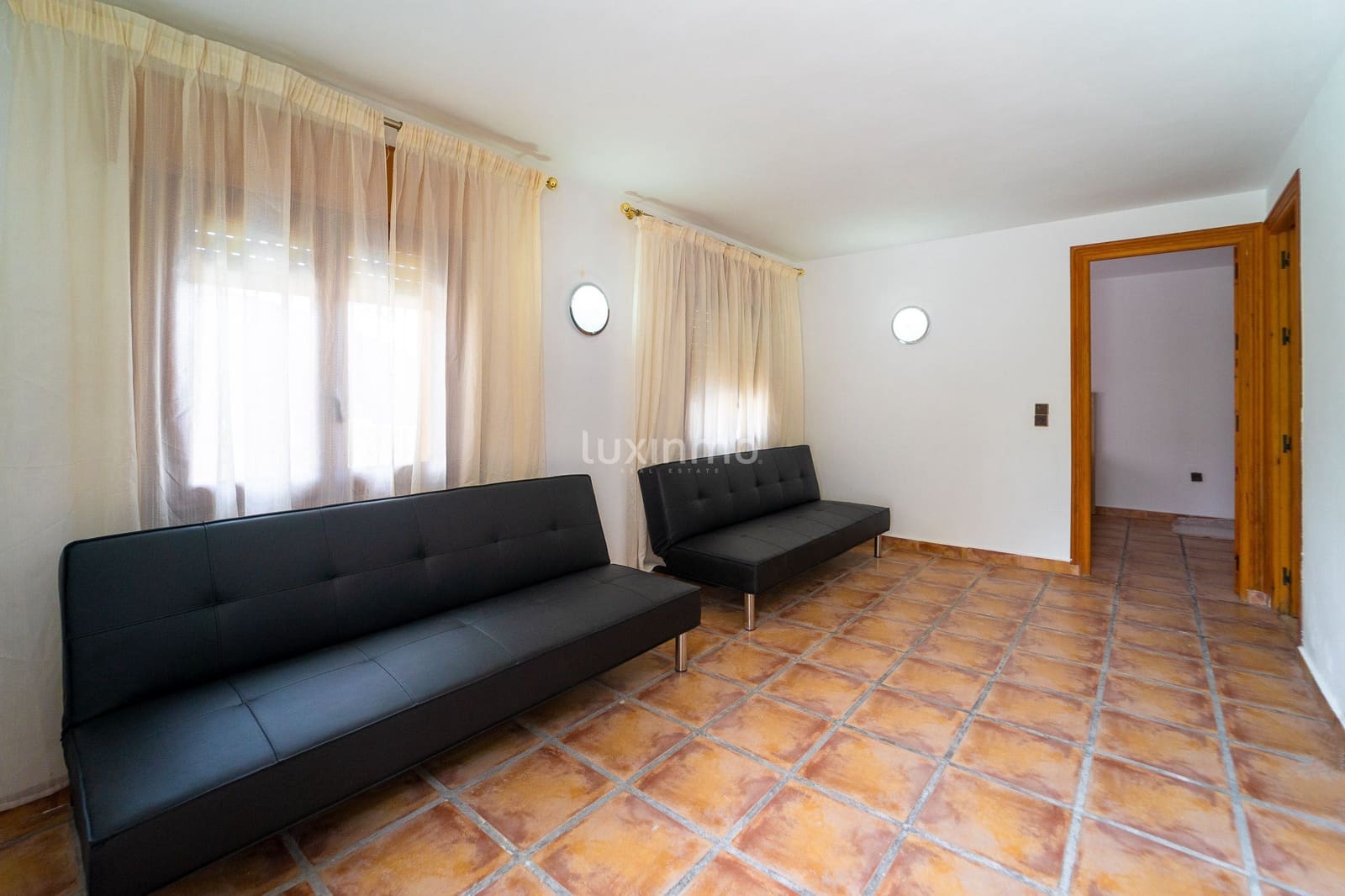 Chalet de 6 habitaciones en Calpe / Calp en venta con piscina garaje - 950.000 € (Ref: 9610747)