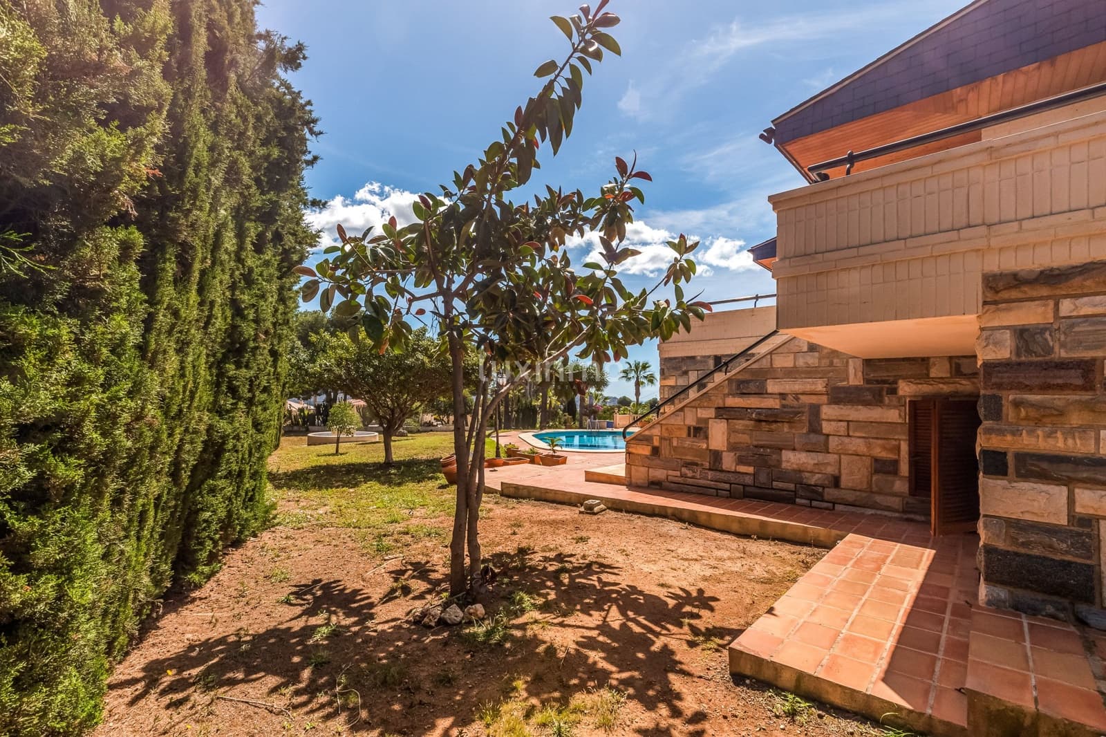 4 bedroom Villa for sale in La Nucia with pool garage - € 995,000 (Ref: 9610751)