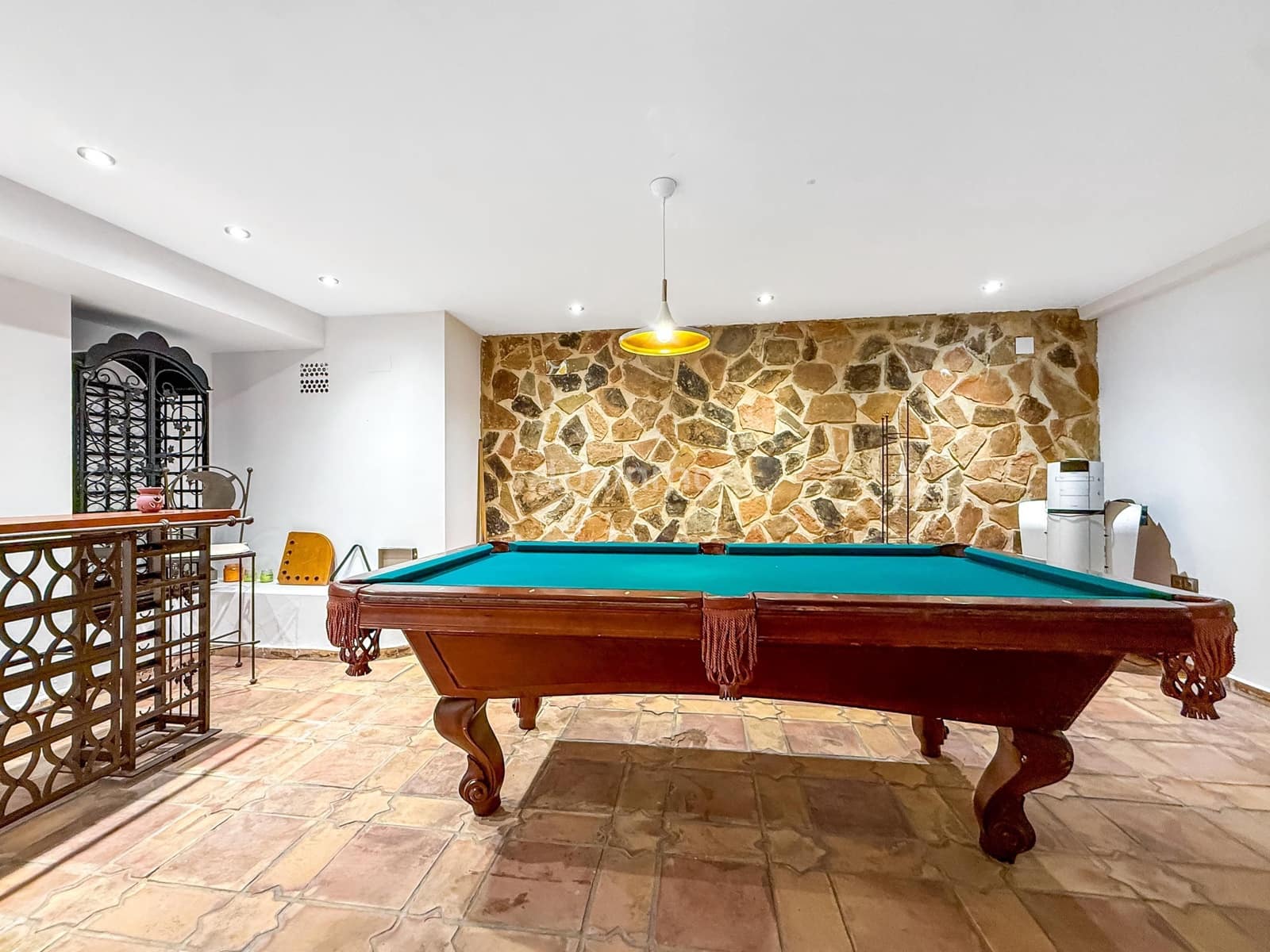 5 Zimmer Villa zu verkaufen in Benidorm mit Pool Garage - 995.000 € (Ref: 9618138)