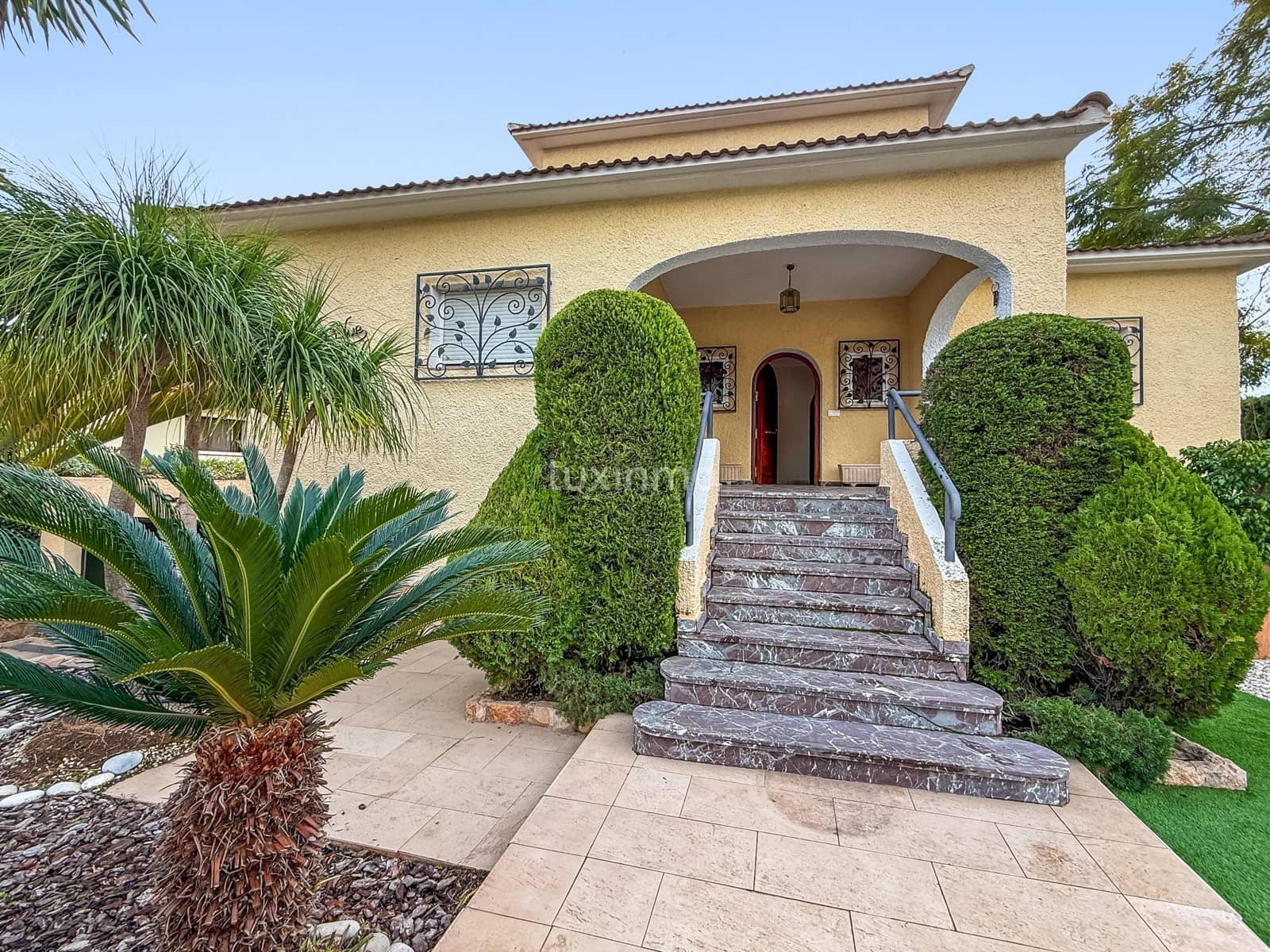 5 Zimmer Villa zu verkaufen in Benidorm mit Pool Garage - 995.000 € (Ref: 9618138)