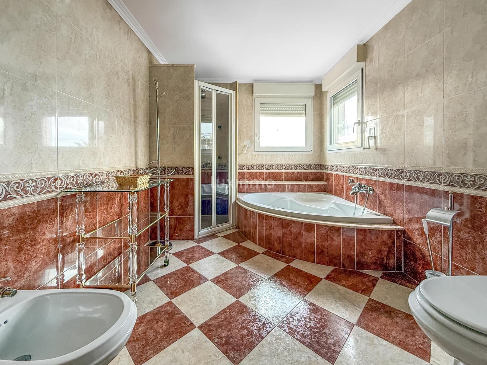 5 Zimmer Villa zu verkaufen in Benidorm mit Pool Garage - 995.000 € (Ref: 9618138)