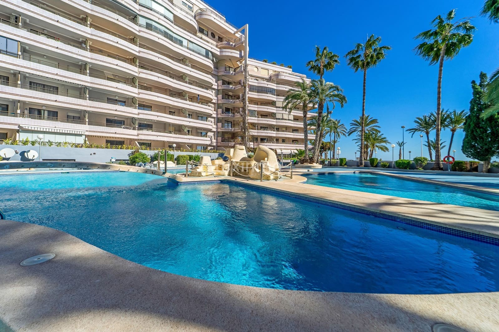 1 slaapkamer Flat te huur in Calpe / Calp met zwembad - € 1.200 (Ref: 9618736)