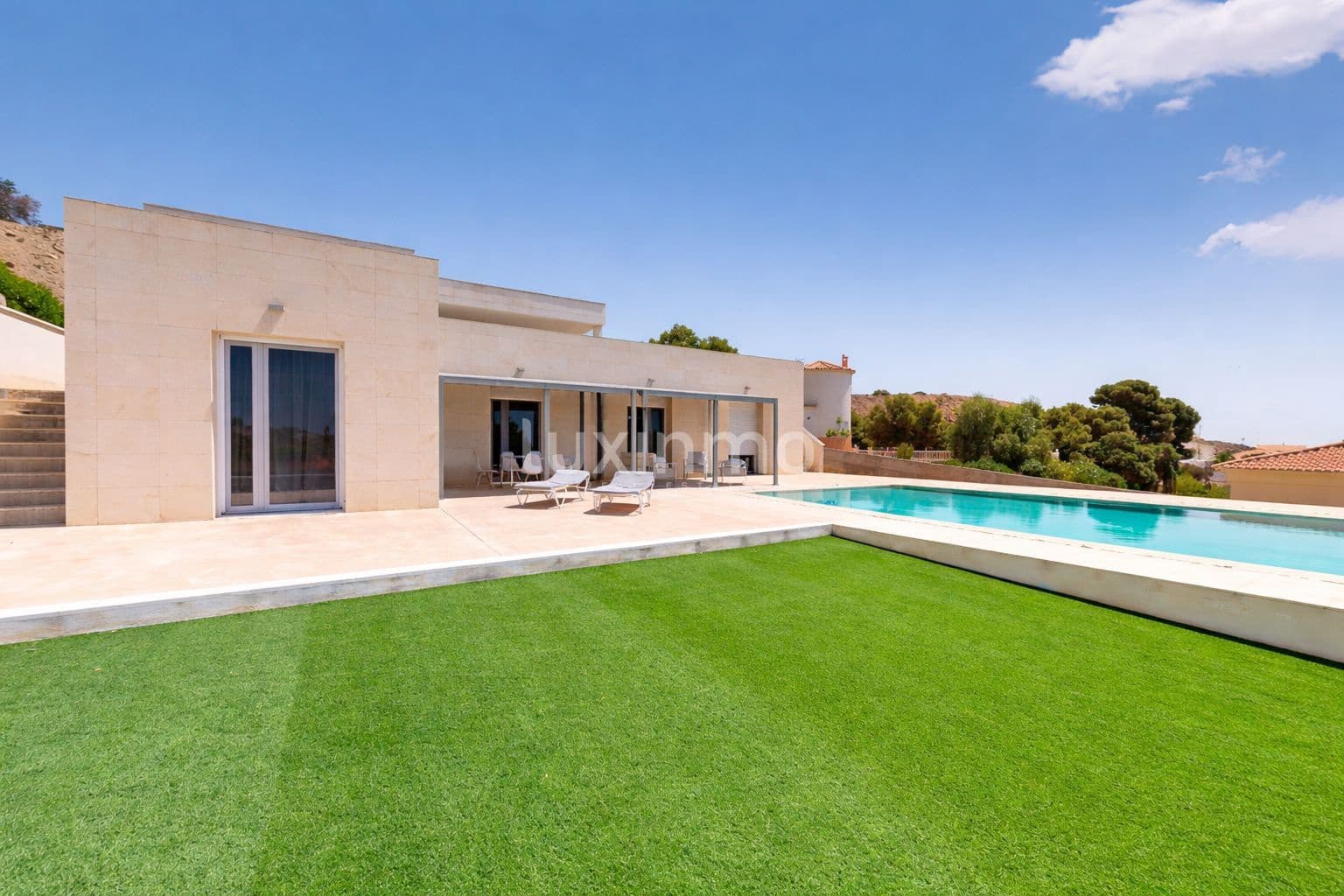 5 sypialnia Willa na sprzedaż w Muchamiel / Mutxamel z basenem - 695 000 € (Ref: 9622015)