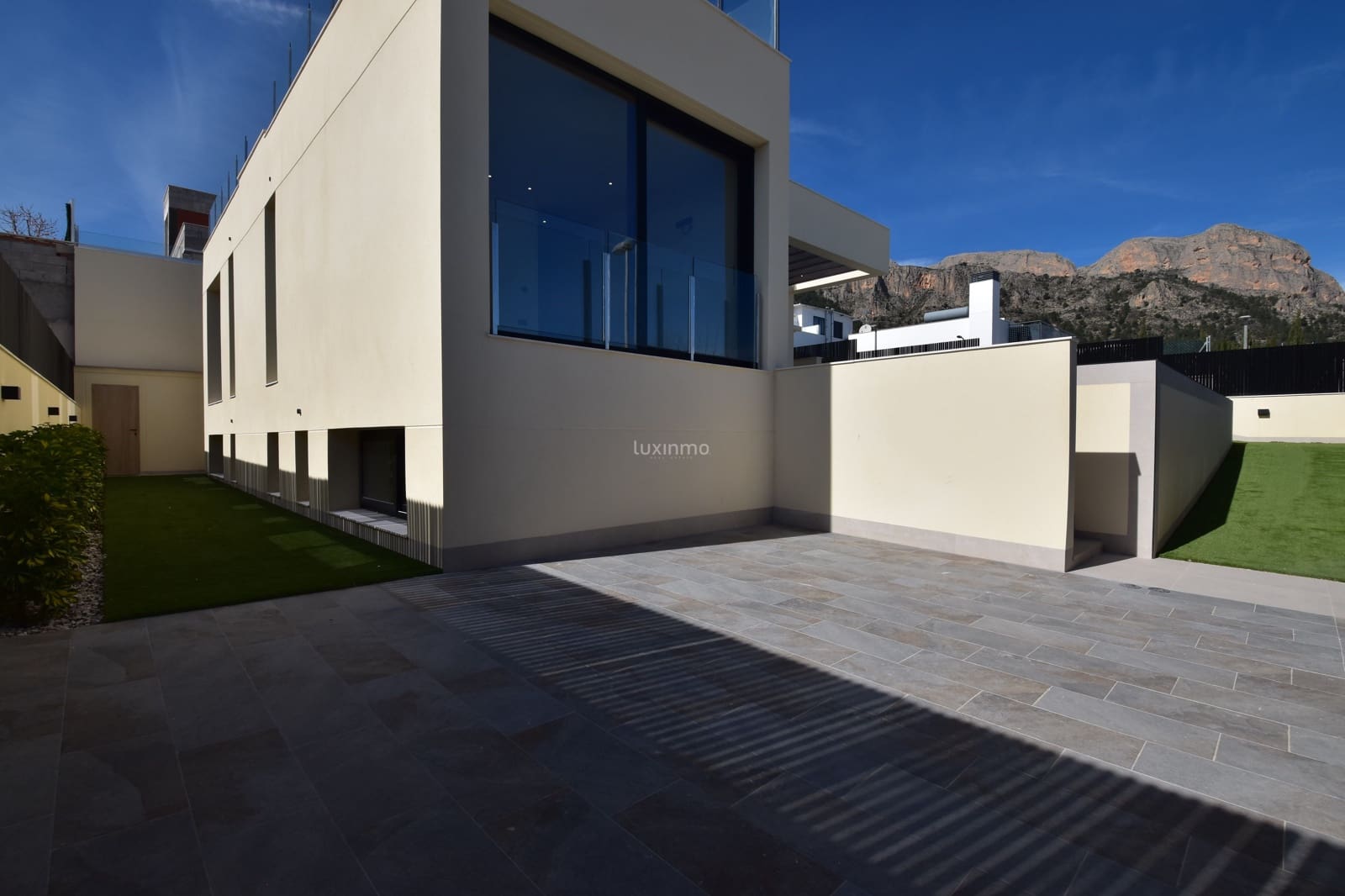 4 soverom Villa til salgs i Polop med svømmebasseng garasje - € 970 000 (Ref: 9626660)