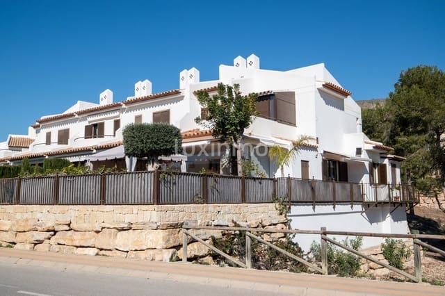 3 soveværelse Villa til salg i Finestrat med swimmingpool garage - € 525.000 (Ref: 9634802)