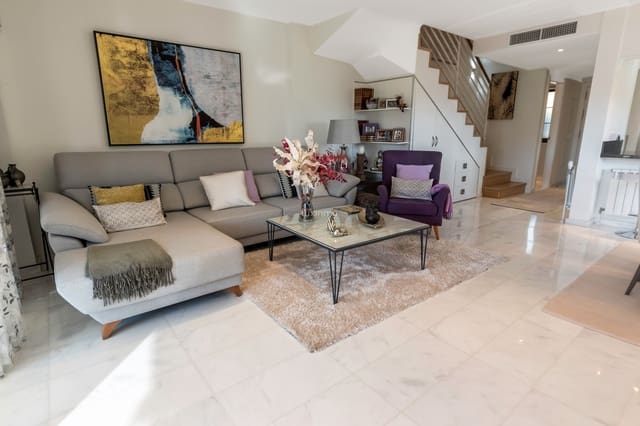 3 soveværelse Villa til salg i Finestrat med swimmingpool garage - € 525.000 (Ref: 9634802)