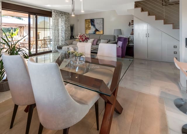 3 soveværelse Villa til salg i Finestrat med swimmingpool garage - € 525.000 (Ref: 9634802)