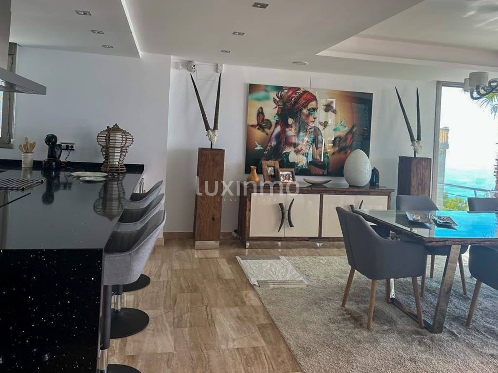 3 makuuhuone Huvila myytävänä paikassa Altea mukana uima-altaan 
autotalli - 2 490 000 € (Ref: 9640643)