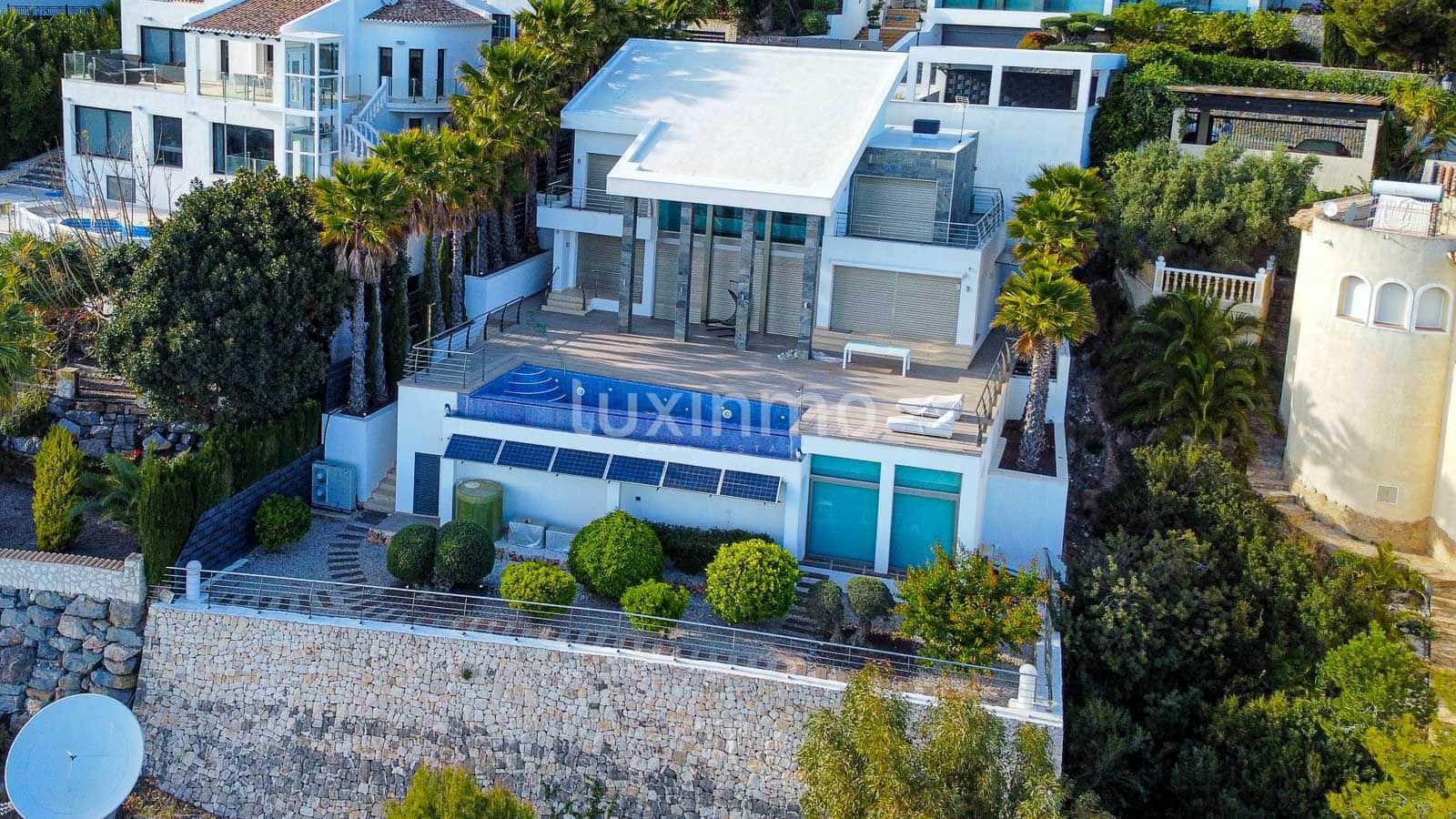 3 makuuhuone Huvila myytävänä paikassa Altea mukana uima-altaan 
autotalli - 2 490 000 € (Ref: 9640643)