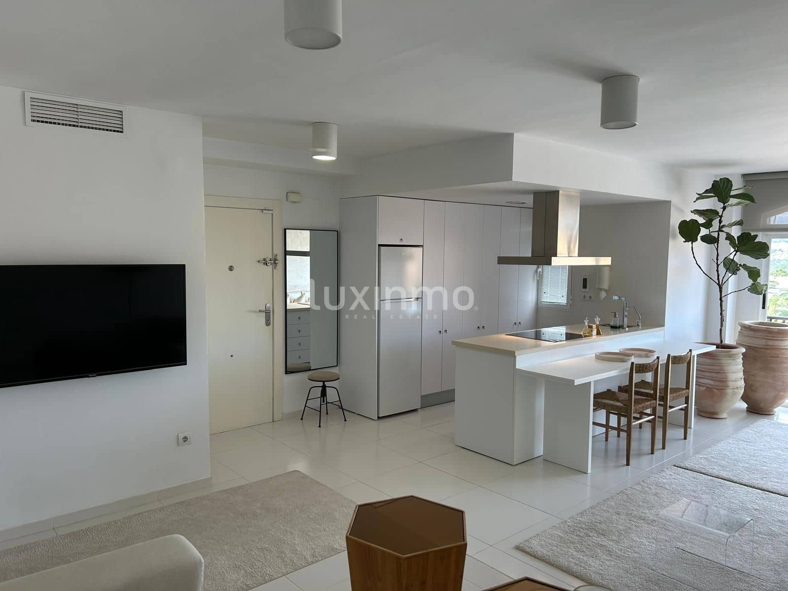 1 soveværelse Lejlighed til leje i Alfaz del Pi / L'Alfas del Pi med swimmingpool garage - € 1.300 (Ref: 9650522)