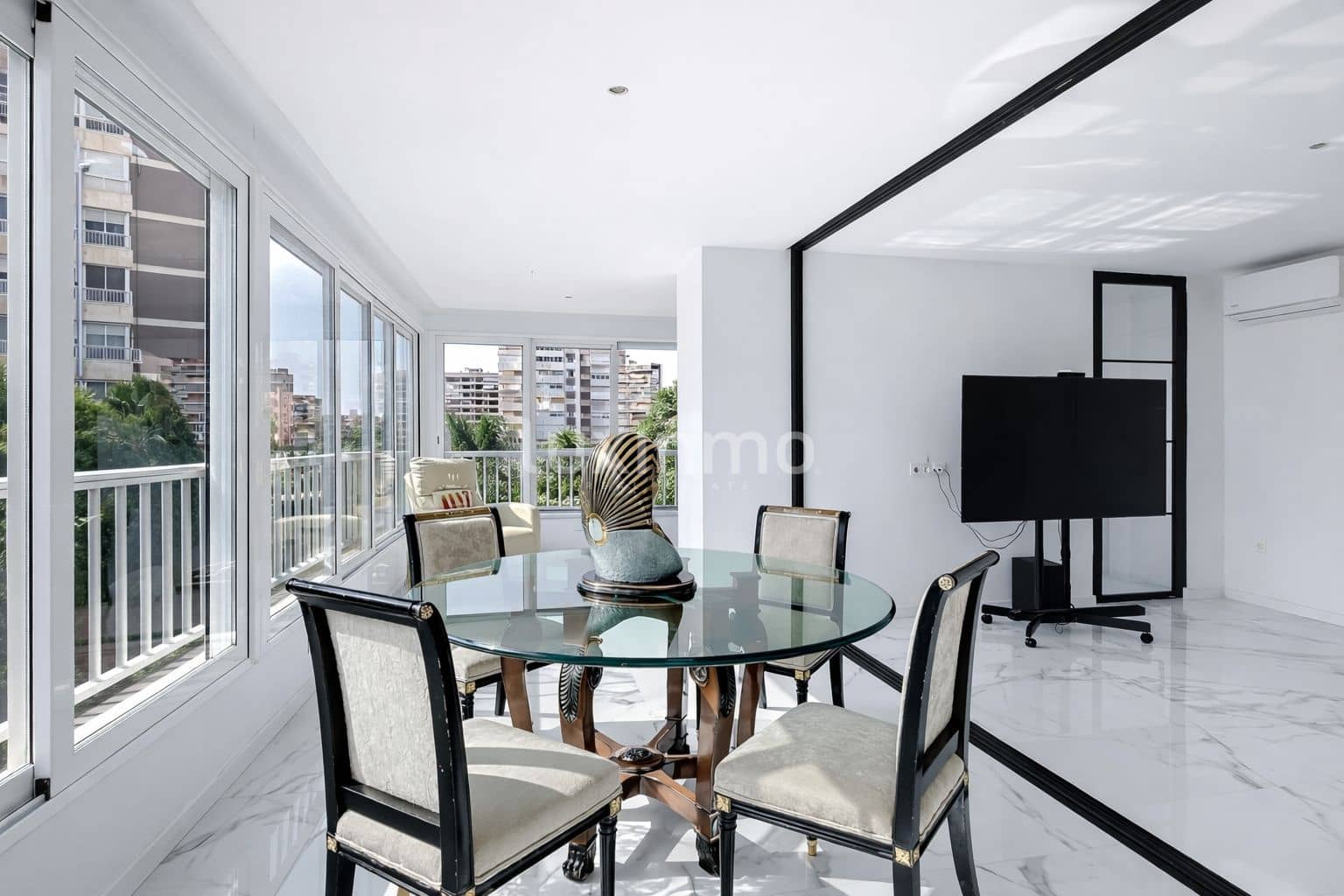 5 soverom Leilighet til salgs i Alicante by med svømmebasseng - € 639 000 (Ref: 9657063)