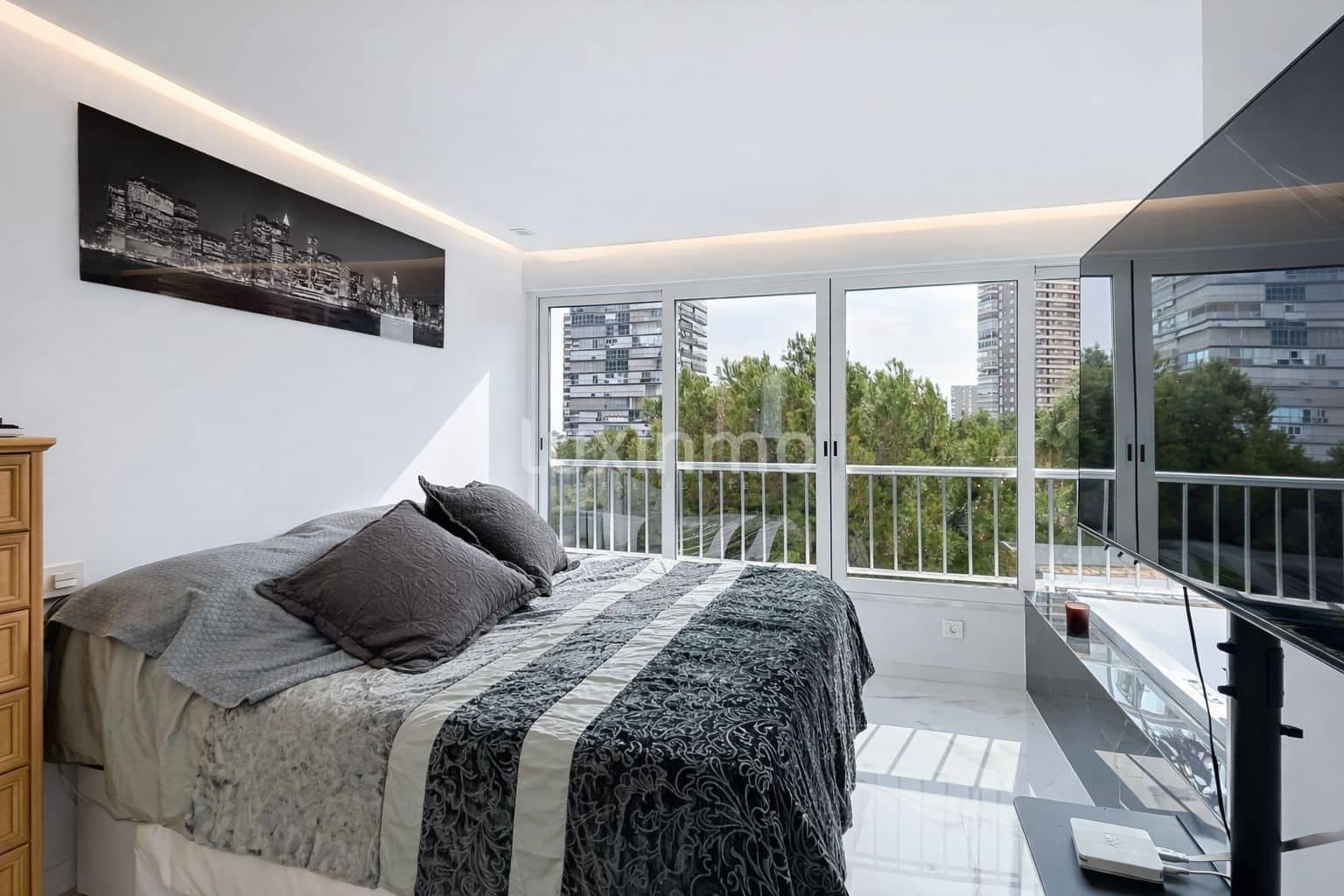 5 soverom Leilighet til salgs i Alicante by med svømmebasseng - € 639 000 (Ref: 9657063)