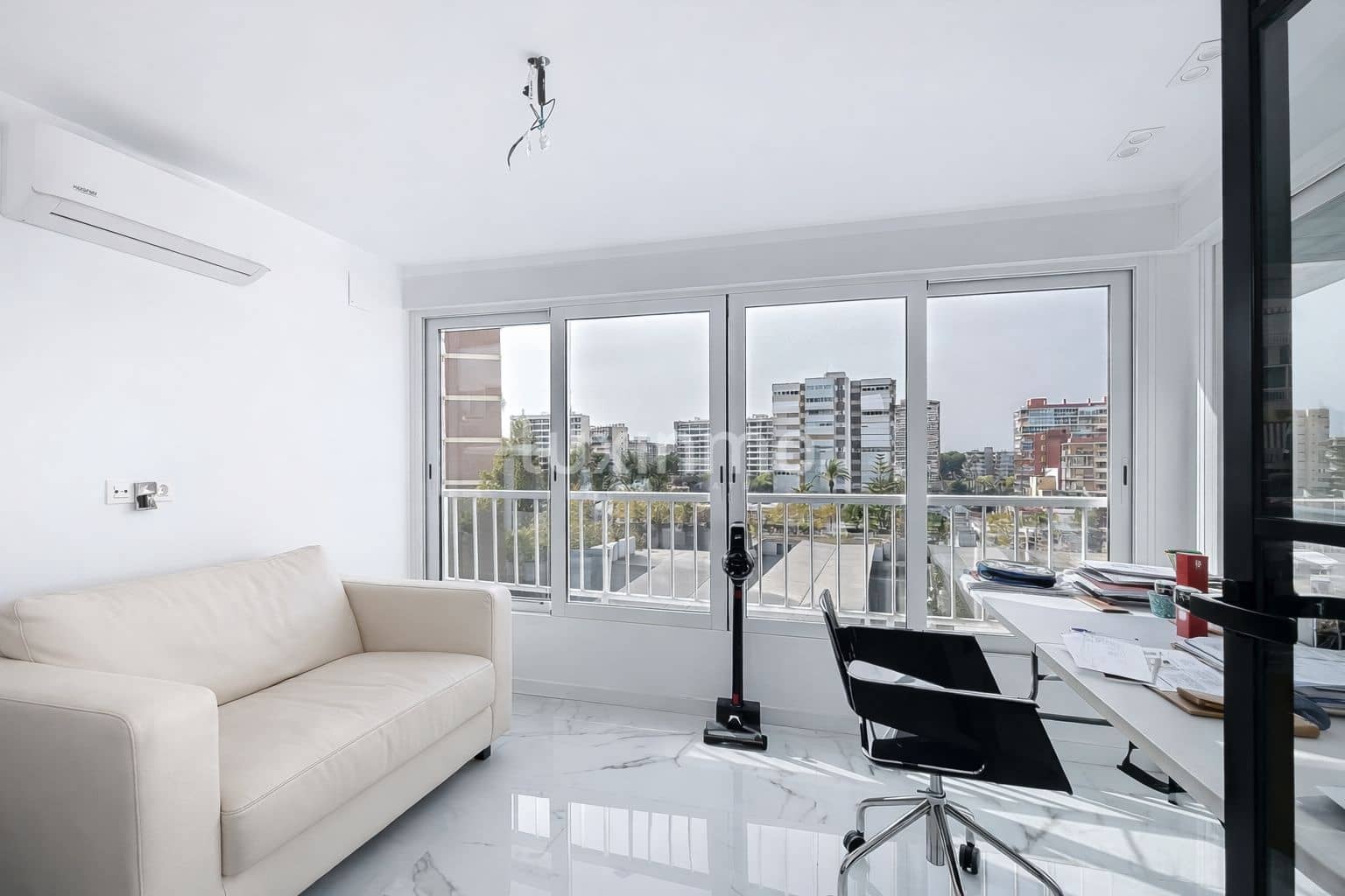 5 soverom Leilighet til salgs i Alicante by med svømmebasseng - € 639 000 (Ref: 9657063)