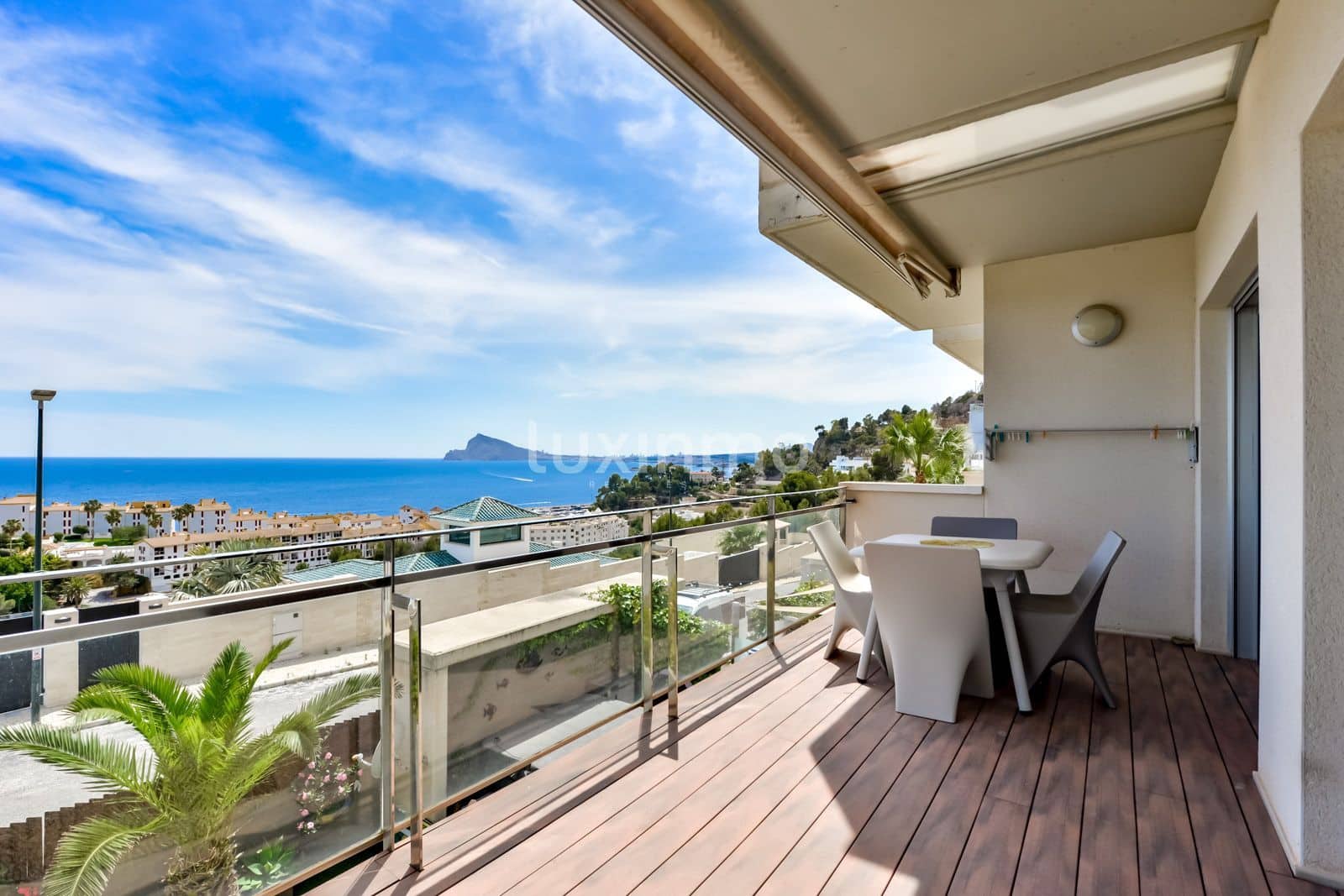 3 slaapkamer Appartement te huur in Altea met zwembad garage - € 2.500 (Ref: 9658041)