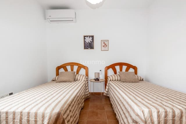 4 sovrum Villa att hyra i Benidorm med pool garage - 2 750 € (Ref: 9659794)