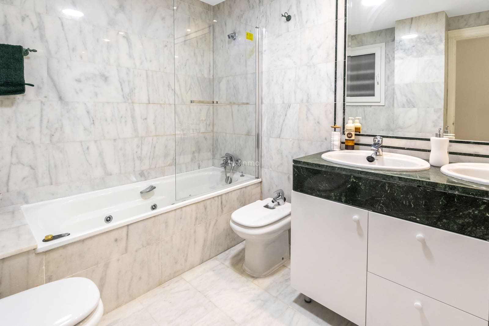 2 bedroom Apartment for rent in Altea with pool garage - € 2,300 (Ref: 9672325)