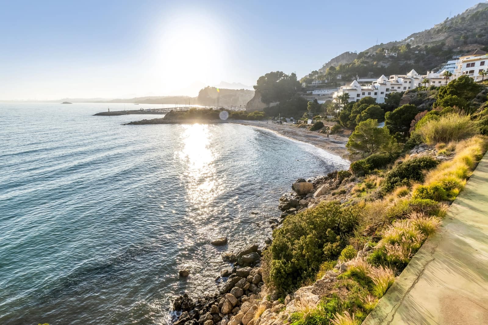 2 bedroom Apartment for rent in Altea with pool garage - € 2,300 (Ref: 9672325)