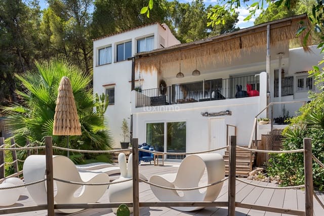 3 soveværelse Villa til leje i San Jose / Sant Josep de Sa Talaia med swimmingpool garage - € 12.500 (Ref: 9674783)