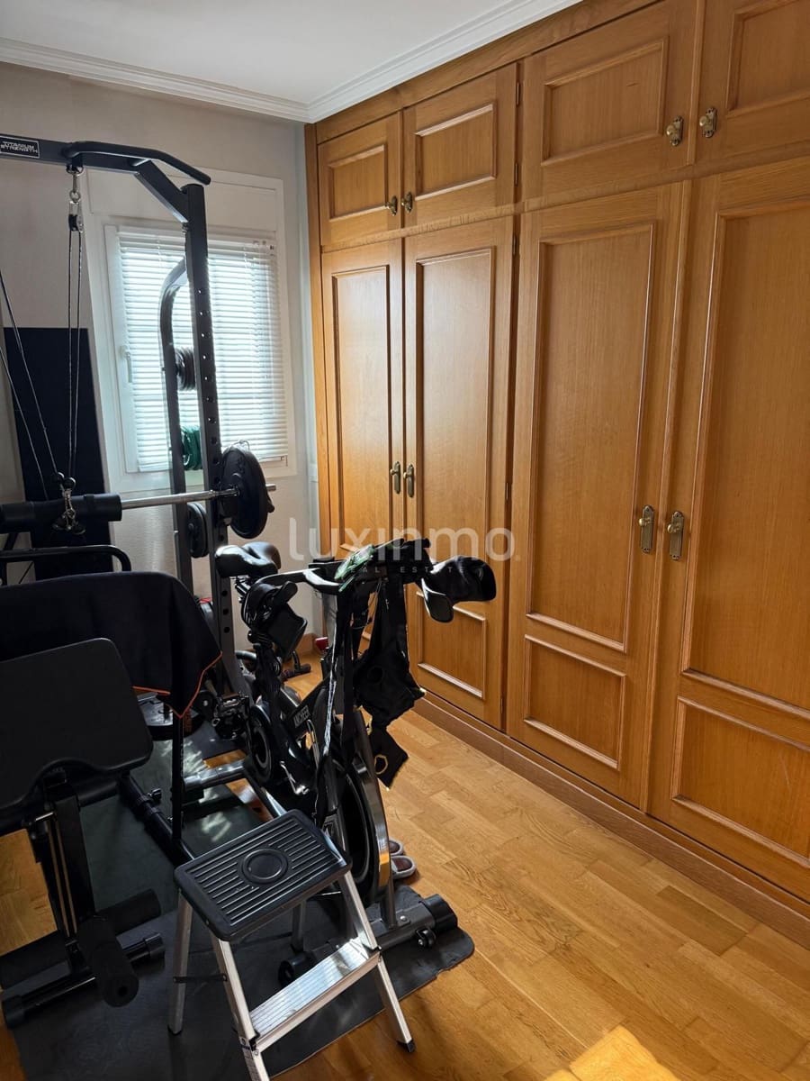 4 bedroom Penthouse for rent in Ibiza / Eivissa town with pool garage - € 7,500 (Ref: 9685752)