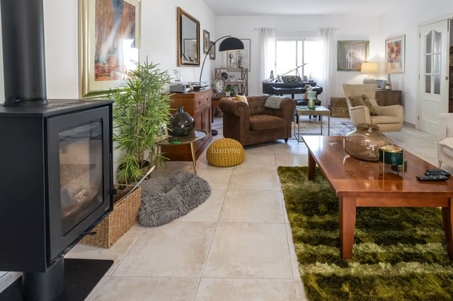 4 soveværelse Villa til salg i Alfaz del Pi / L'Alfàs del Pi med swimmingpool garage - € 599.500 (Ref: 9694098)