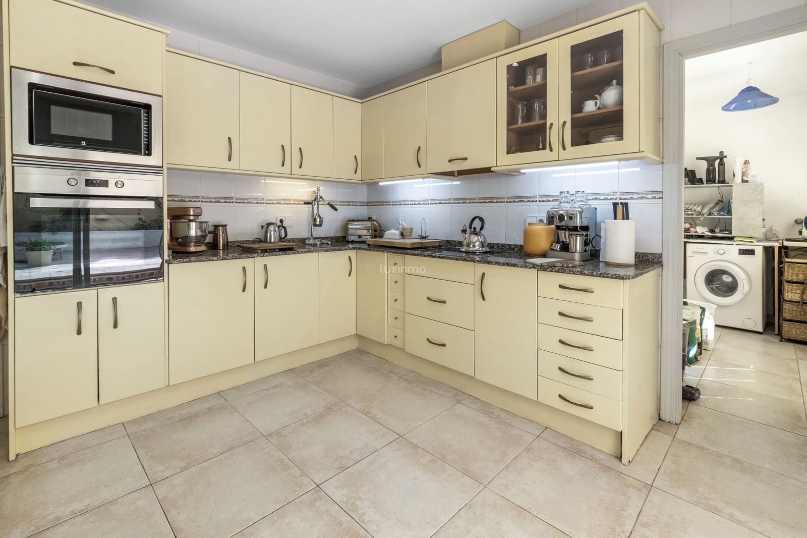 4 soveværelse Villa til salg i Alfaz del Pi / L'Alfas del Pi med swimmingpool garage - € 599.500 (Ref: 9694098)