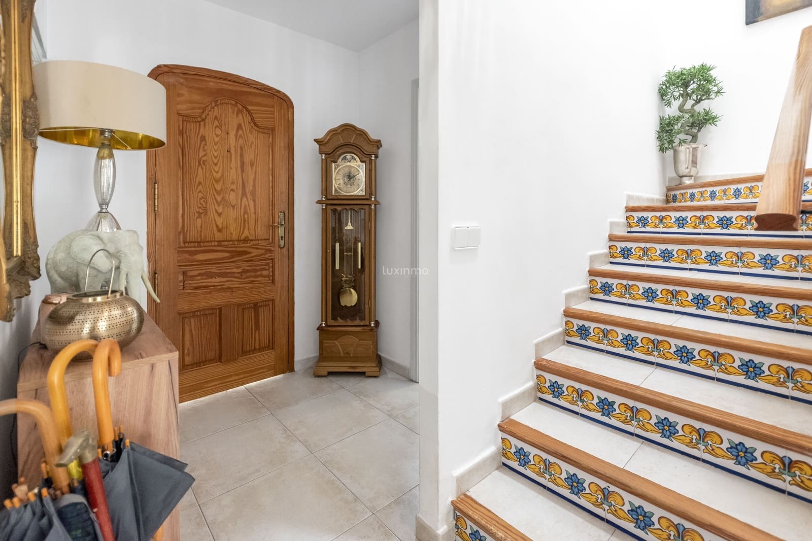 4 soveværelse Villa til salg i Alfaz del Pi / L'Alfas del Pi med swimmingpool garage - € 599.500 (Ref: 9694098)