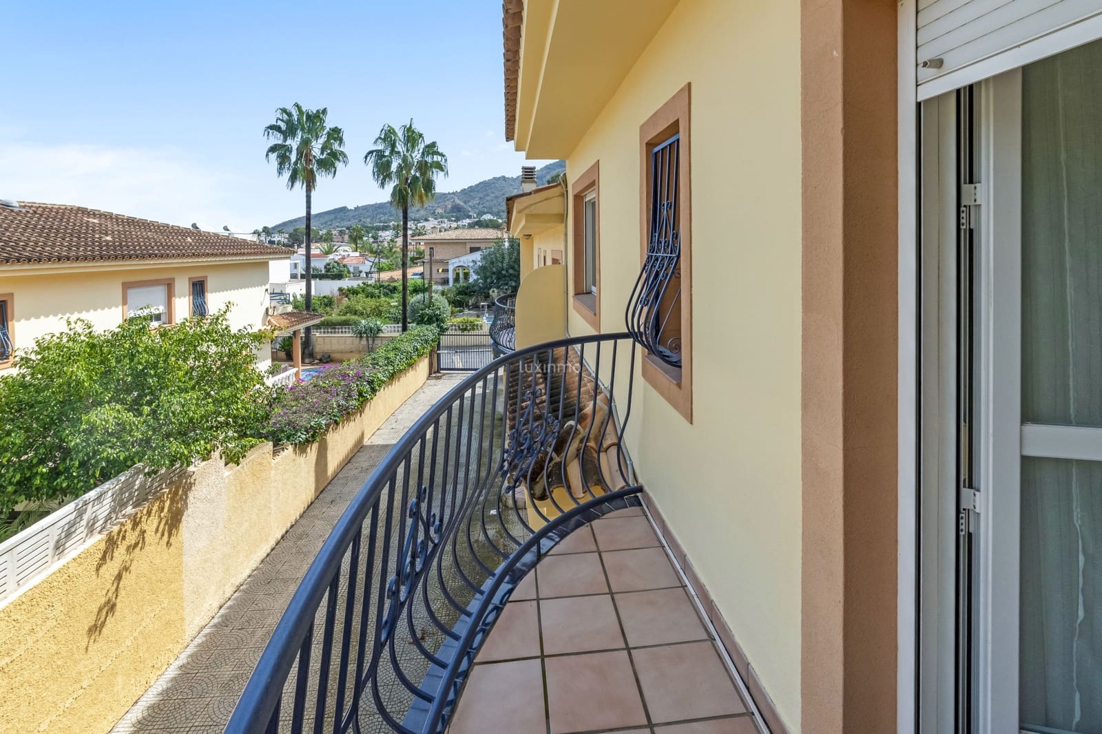 4 soveværelse Villa til salg i Alfaz del Pi / L'Alfas del Pi med swimmingpool garage - € 599.500 (Ref: 9694098)