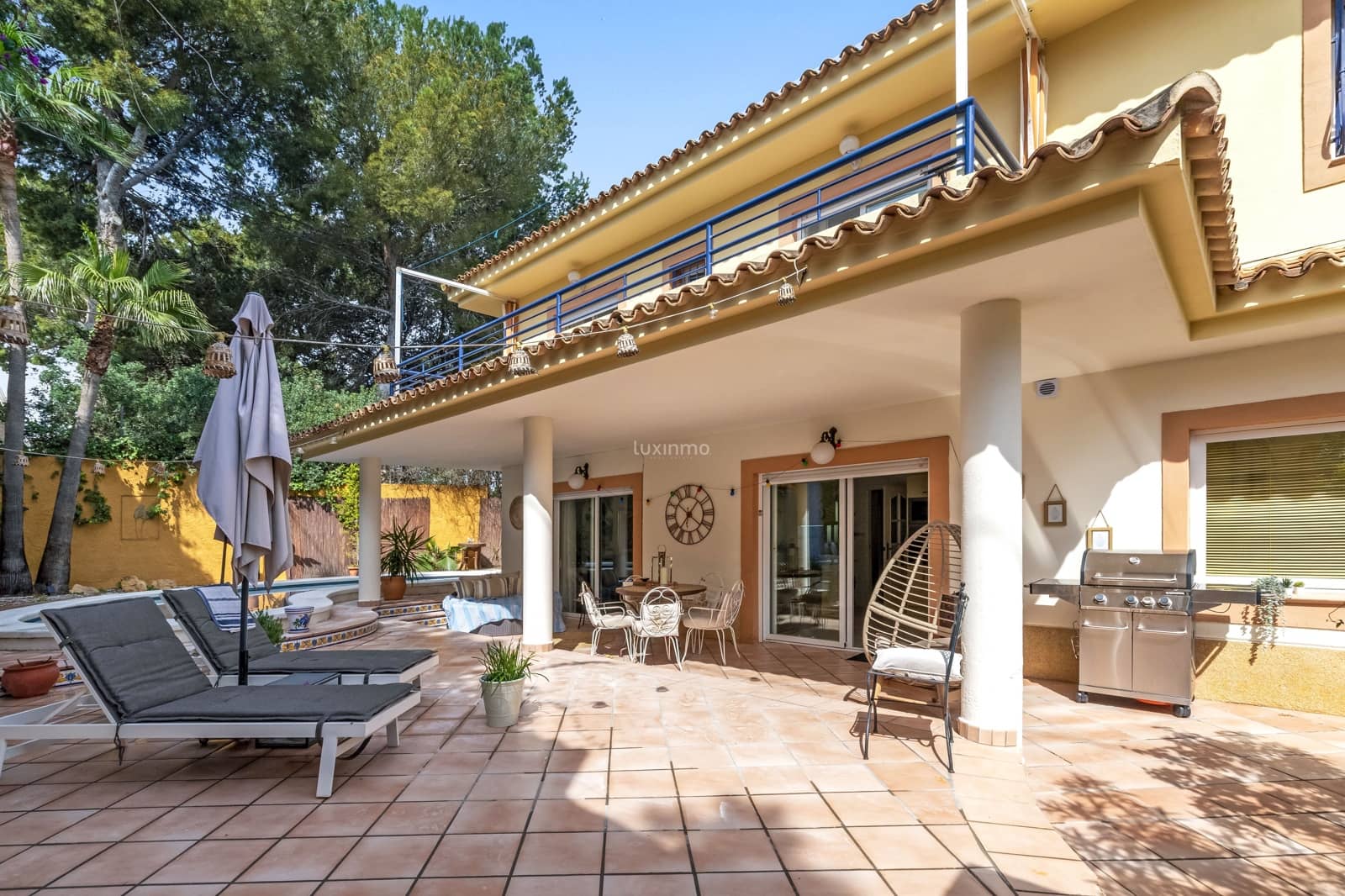 4 soveværelse Villa til salg i Alfaz del Pi / L'Alfas del Pi med swimmingpool garage - € 599.500 (Ref: 9694098)