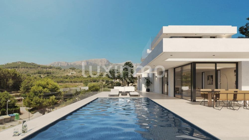 3 soveværelse Villa til salg i Calpe / Calp med swimmingpool garage - € 1.180.000 (Ref: 9694297)