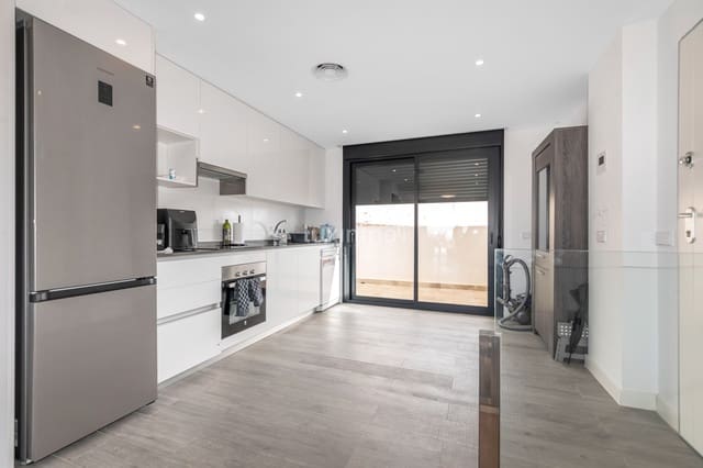 Apartamento de 3 habitaciones en Finestrat en venta con piscina garaje - 470.000 € (Ref: 9694513)