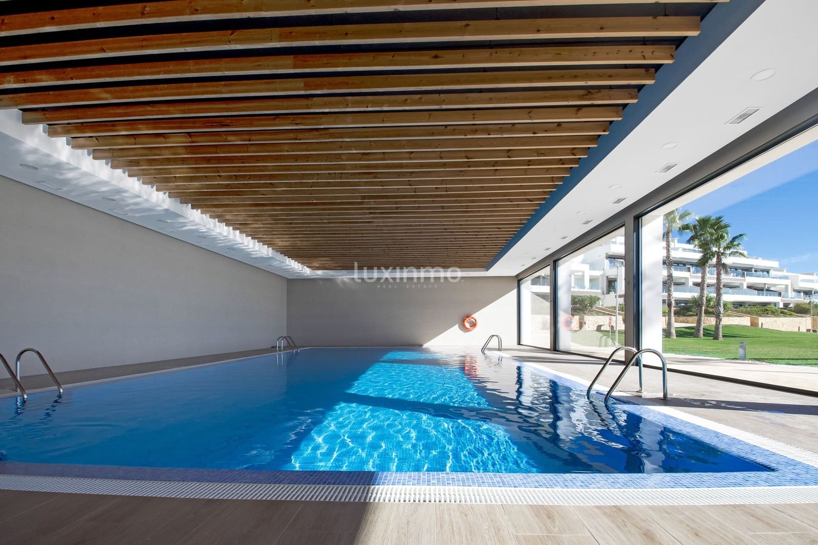 Apartamento de 3 habitaciones en Finestrat en venta con piscina garaje - 470.000 € (Ref: 9694513)