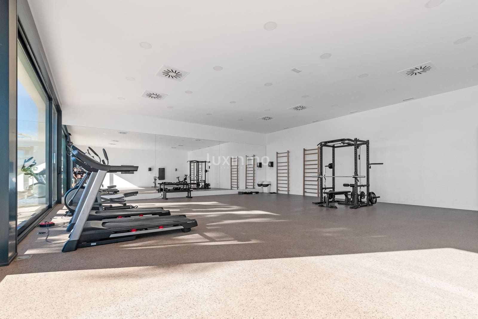 Apartamento de 3 habitaciones en Finestrat en venta con piscina garaje - 470.000 € (Ref: 9694513)