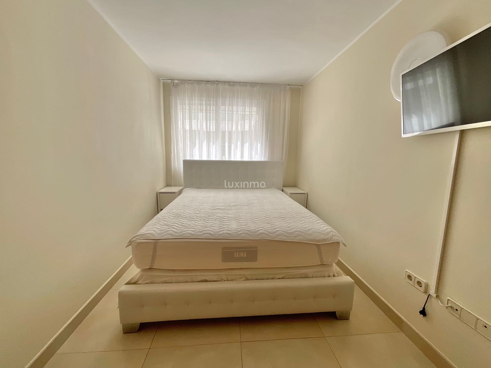 4 bedroom Apartment for rent in Ibiza / Eivissa town with pool garage - € 7,500 (Ref: 9708011)