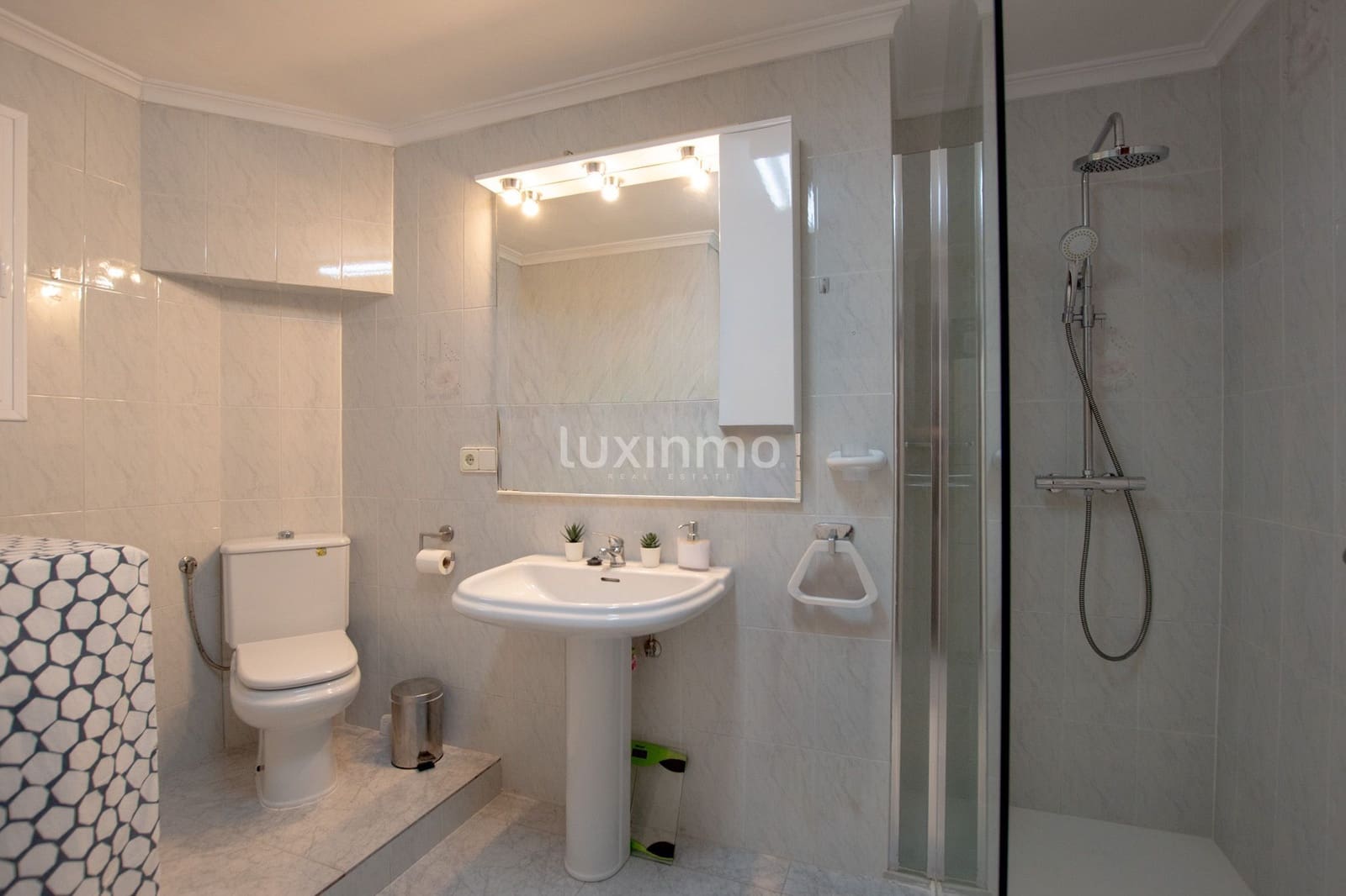 2 soveværelse Lejlighed til leje i Calpe / Calp med garage - € 1.200 (Ref: 9714264)