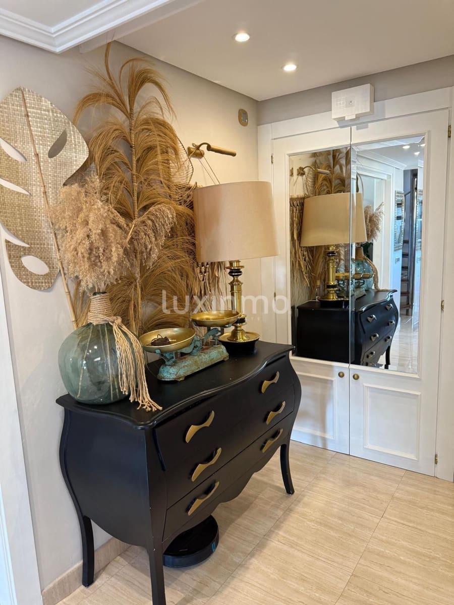 Ático de 4 habitaciones en Ibiza / Eivissa ciudad en venta con piscina garaje - 1.378.650 € (Ref: 9714265)