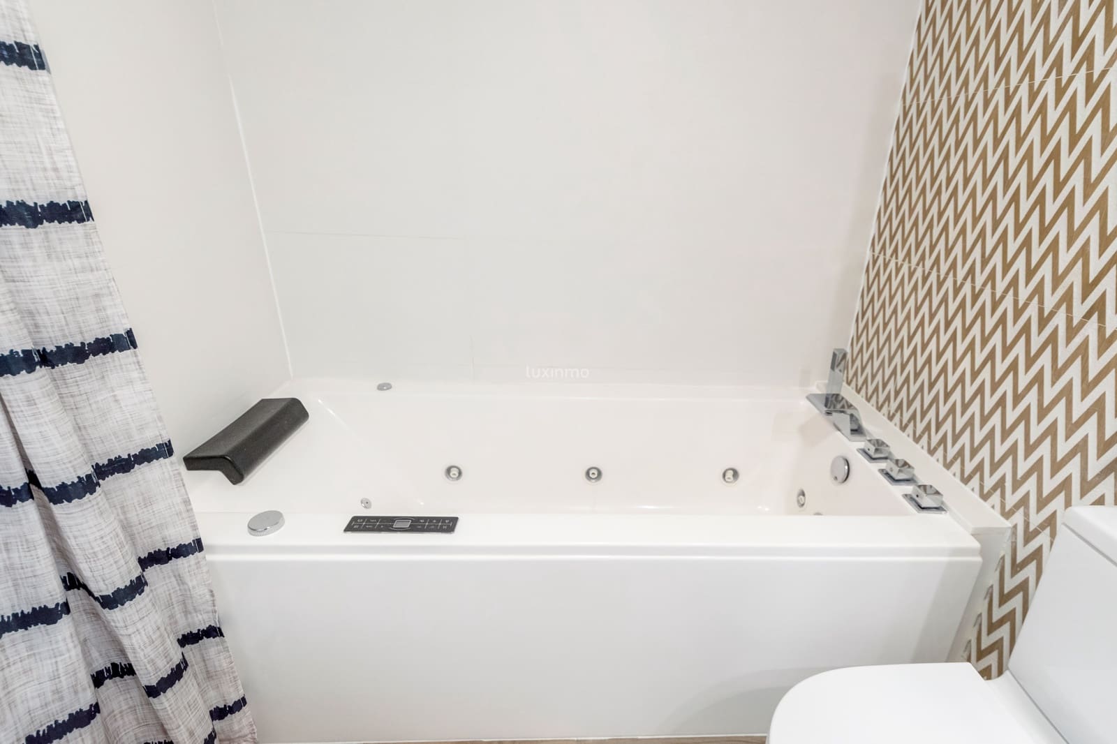 3 bedroom Villa for sale in Altea with pool - € 490,000 (Ref: 9715716)