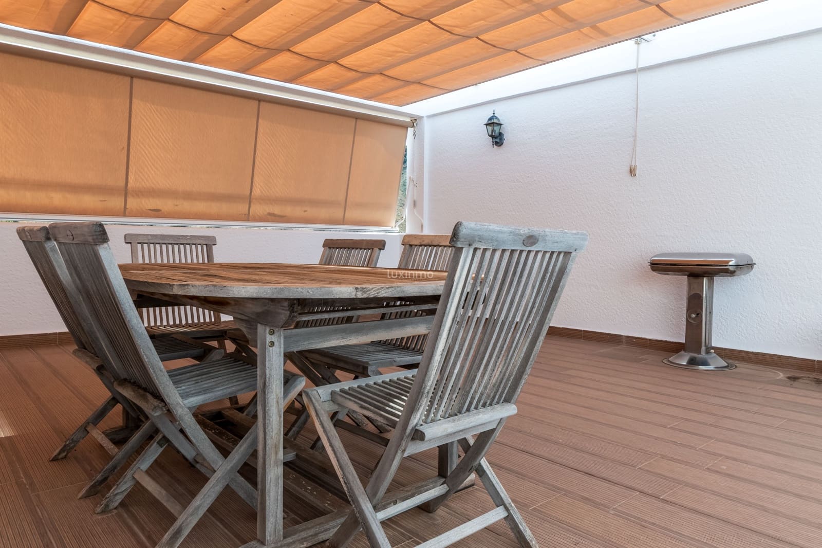 2 bedroom Apartment for sale in Benidorm with pool garage - € 590,000 (Ref: 9715717)