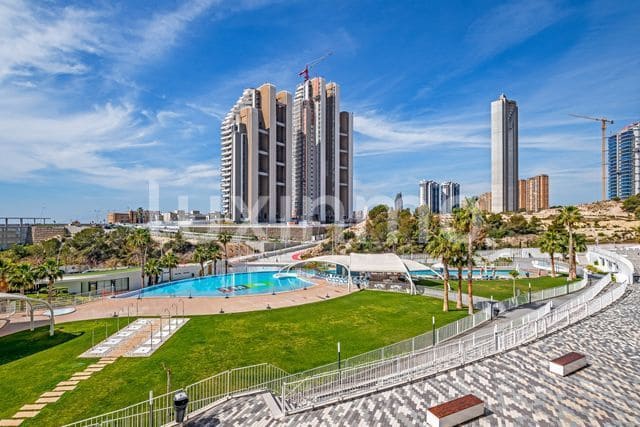 3 soverom Leilighet til salgs i Benidorm med svømmebasseng garasje - € 650 000 (Ref: 9716690)