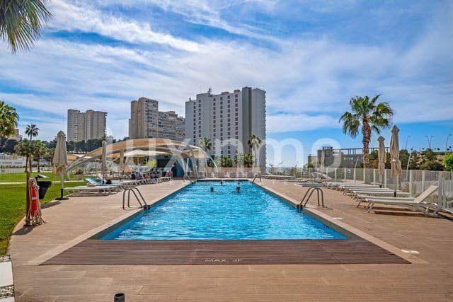 3 soverom Leilighet til salgs i Benidorm med svømmebasseng garasje - € 650 000 (Ref: 9716690)