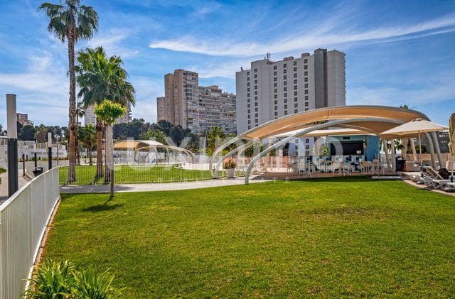 3 sovrum Lägenhet till salu i Benidorm med pool garage - 650 000 € (Ref: 9716690)