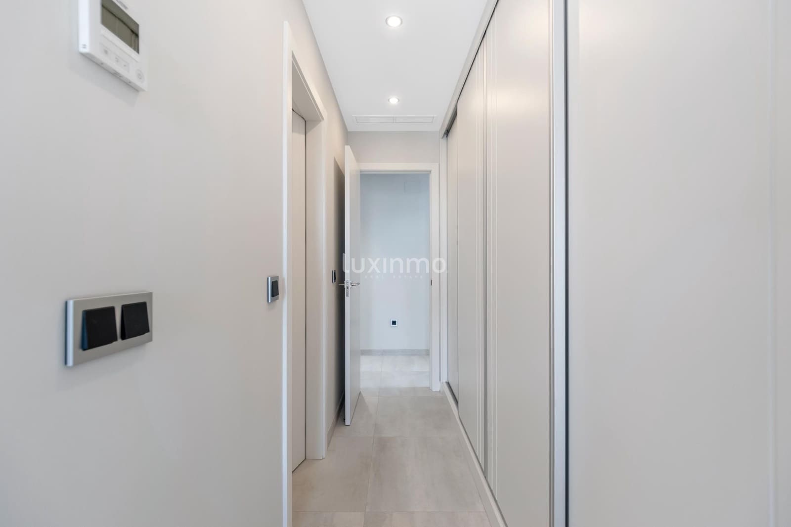 3 soverom Leilighet til salgs i Benidorm med svømmebasseng garasje - € 650 000 (Ref: 9716690)